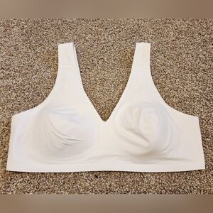 Victoria's Secret White V-Neck Bra